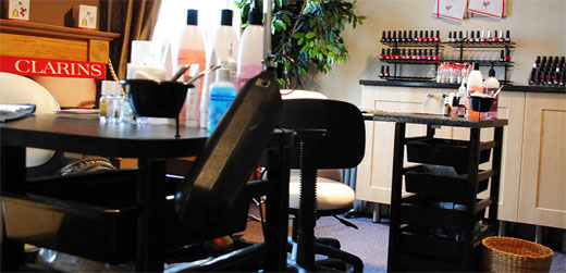 CLARINS BEAUTY STUDIO